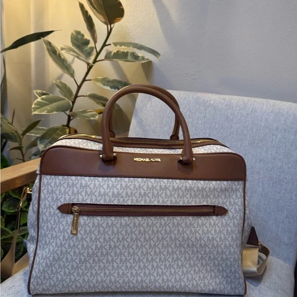Michael Kors Tan and Brown Women Travel Bag -$450 retail - Picture 2 of 5